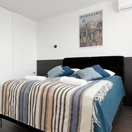 Marszalkowska 140 In The Center Of By Renters * 바르샤바