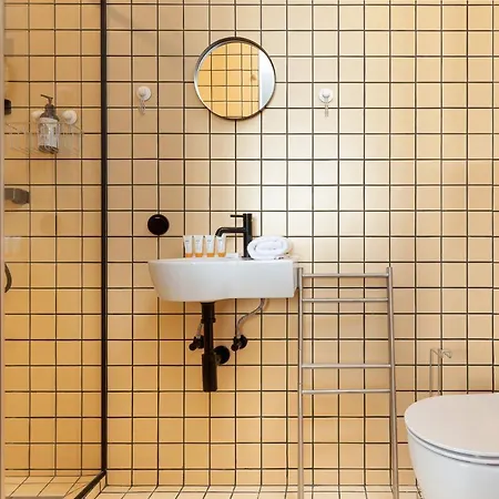 Marszalkowska 140 In The Center Of By Renters Varsavia