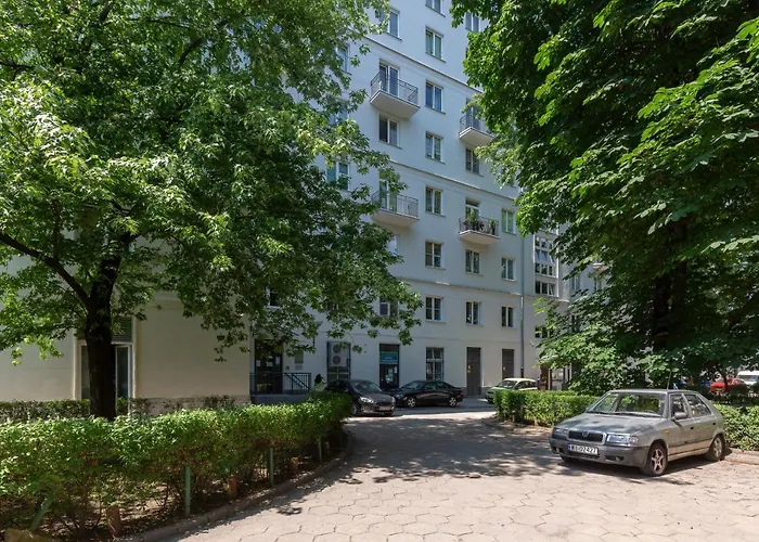 Marszalkowska 140 In The Center Of By Renters Varsó