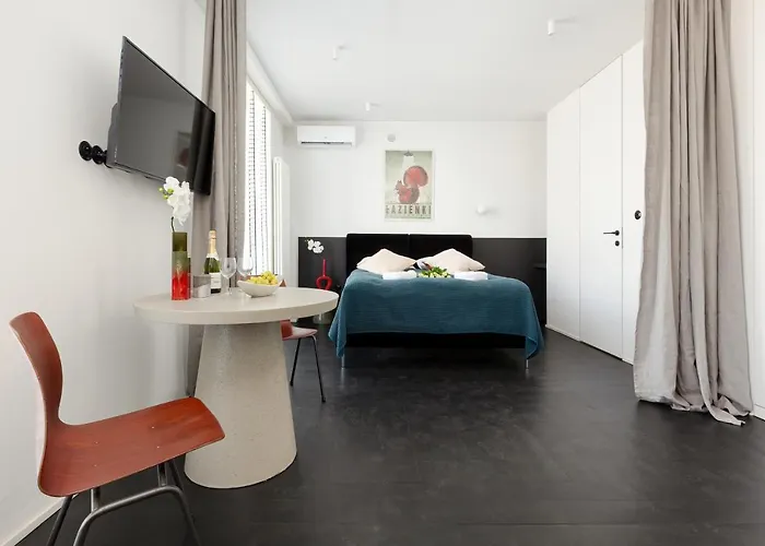 Apartman Marszalkowska 140 In The Center Of By Renters