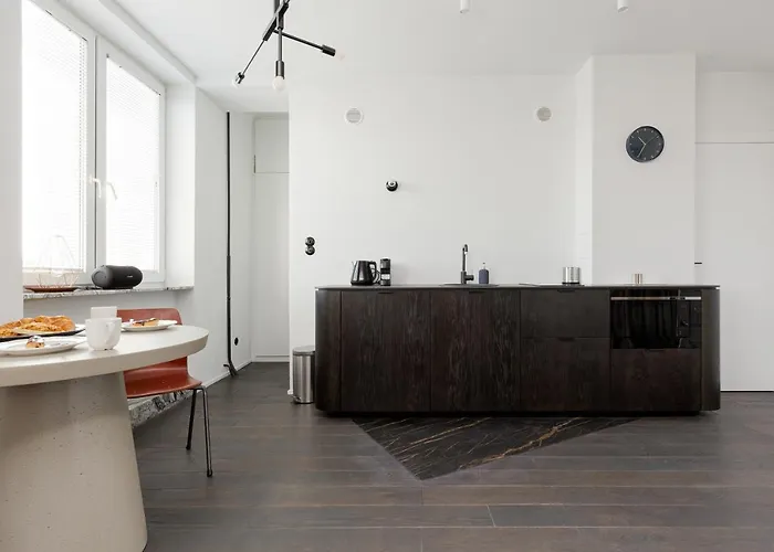 Marszalkowska 140 In The Center Of By Renters Apartman