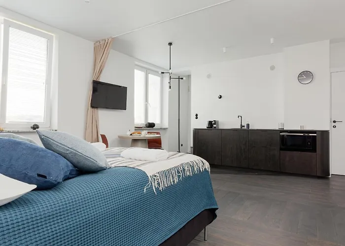 Marszalkowska 140 In The Center Of By Renters