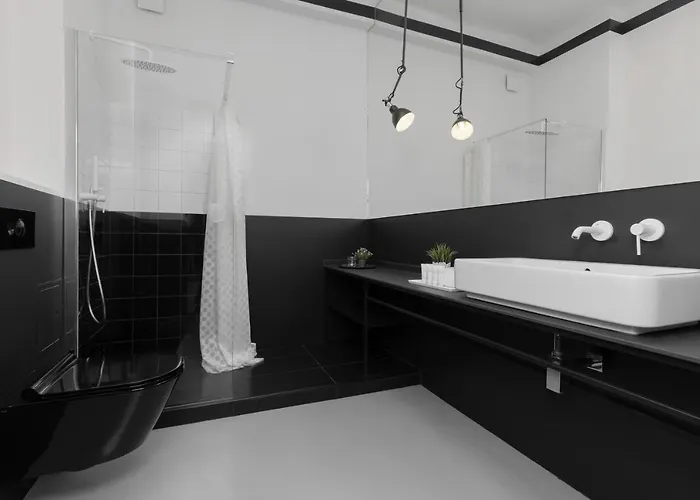 Marszalkowska 140 In The Center Of By Renters *