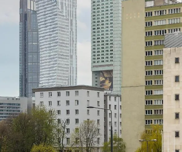 Marszalkowska 140 In The Center Of By Renters Apartman *