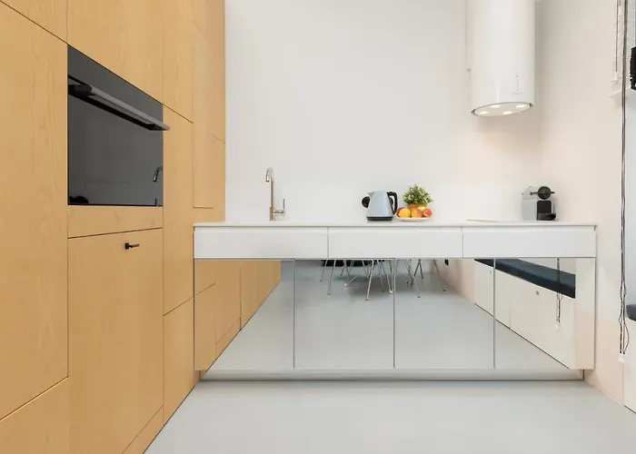 Marszalkowska 140 In The Center Of By Renters Varsó