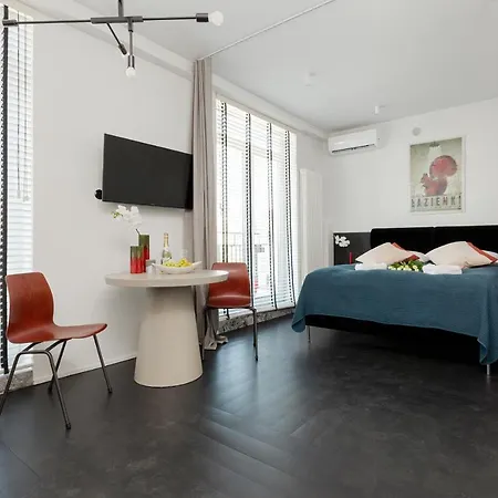 Marszalkowska 140 In The Center Of By Renters Apartament *