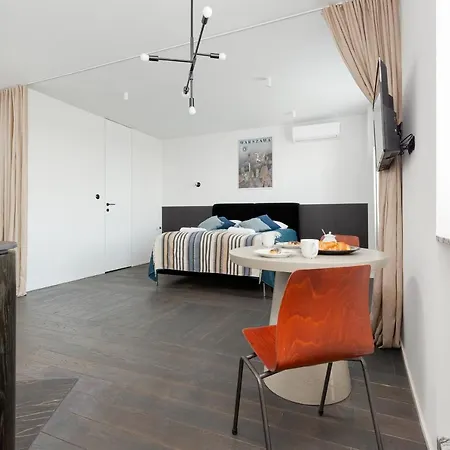 Apartament Marszalkowska 140 In The Center Of By Renters Warszawa