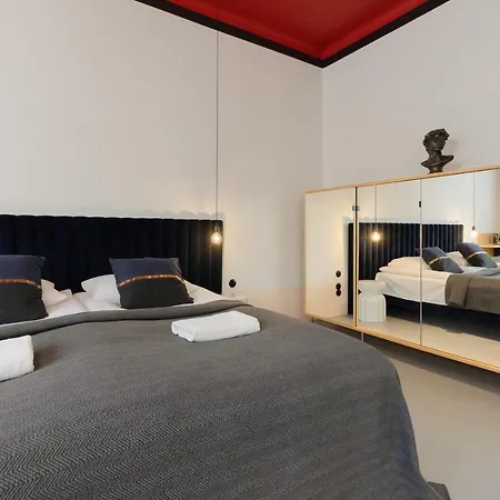 Marszalkowska 140 In The Center Of By Renters Apartament