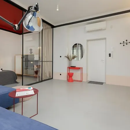 Marszalkowska 140 In The Center Of By Renters