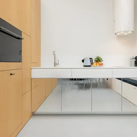 Marszalkowska 140 In The Center Of By Renters Warszawa